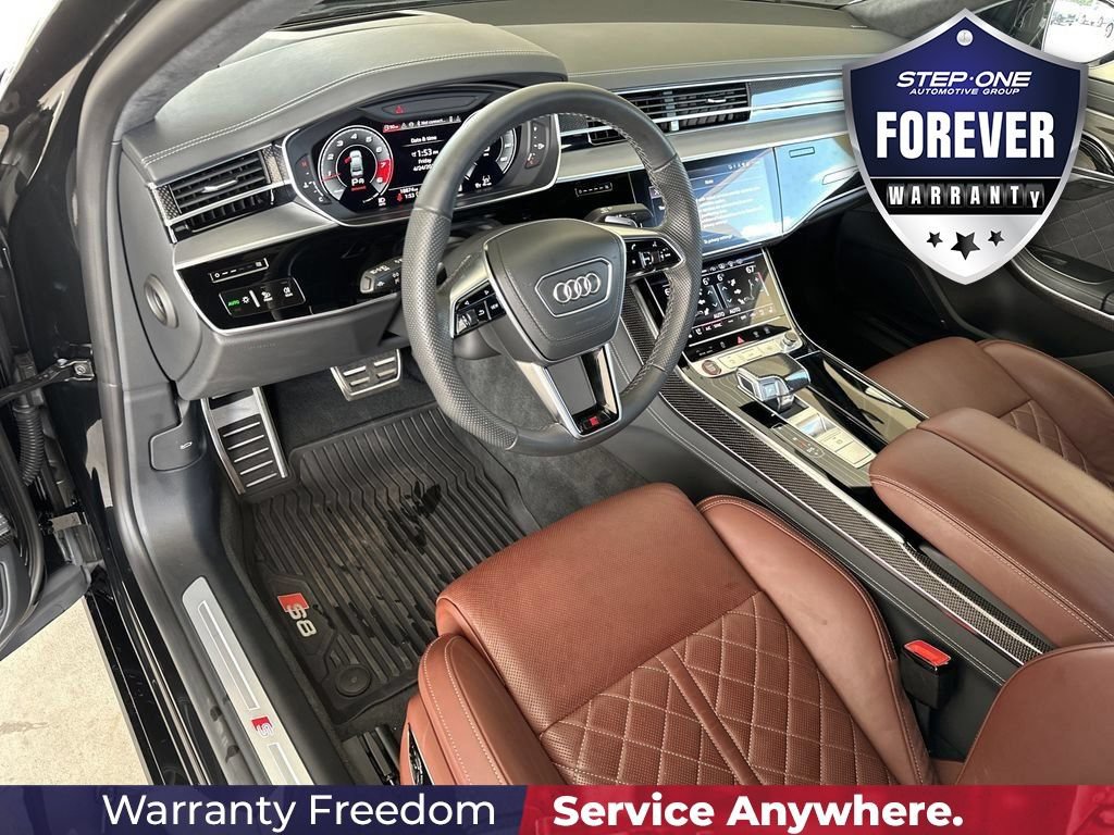Used 2024 Audi S8 AWD/4WD image 13