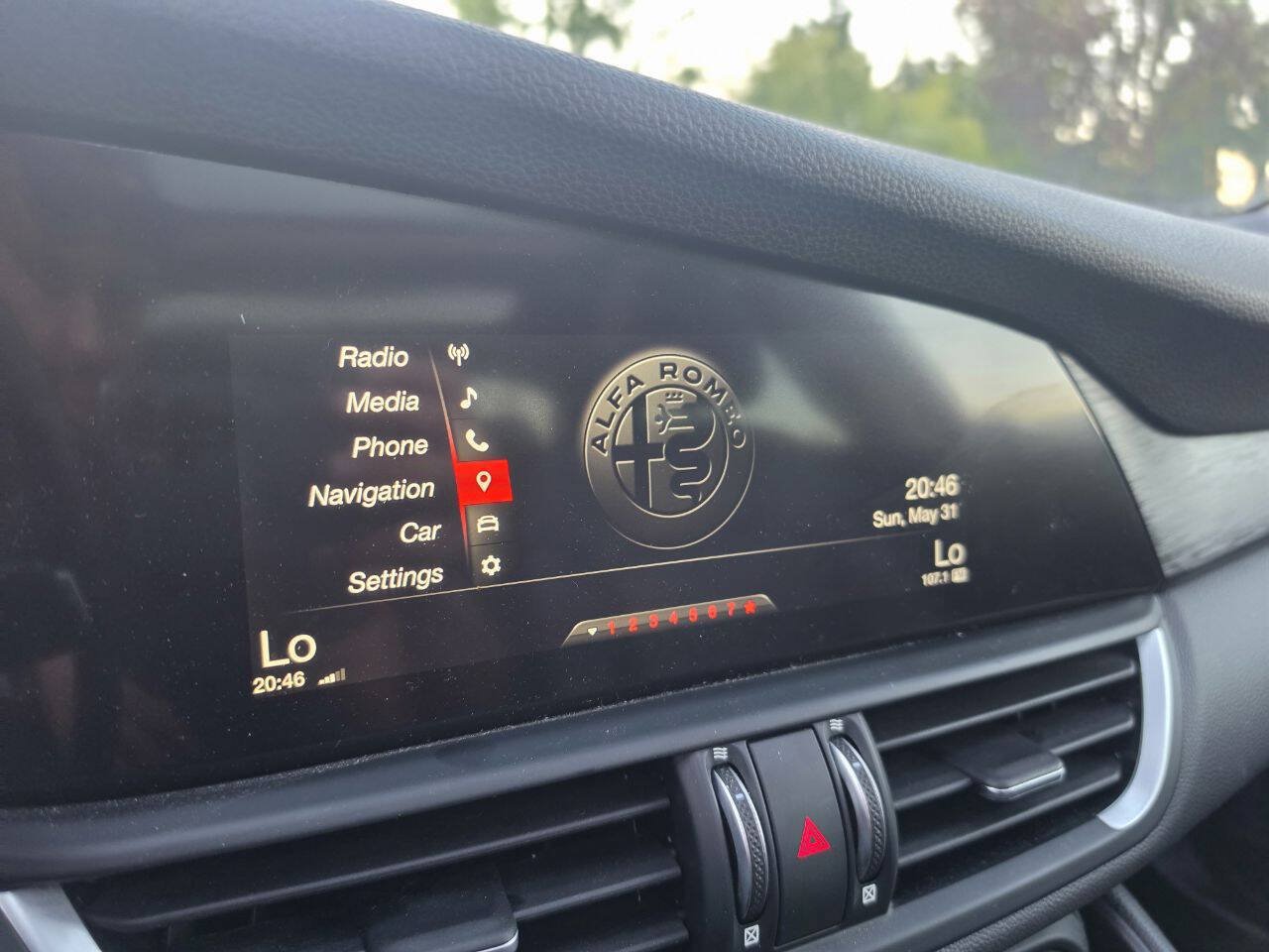 Used 2018 Alfa Romeo Giulia RWD image 31