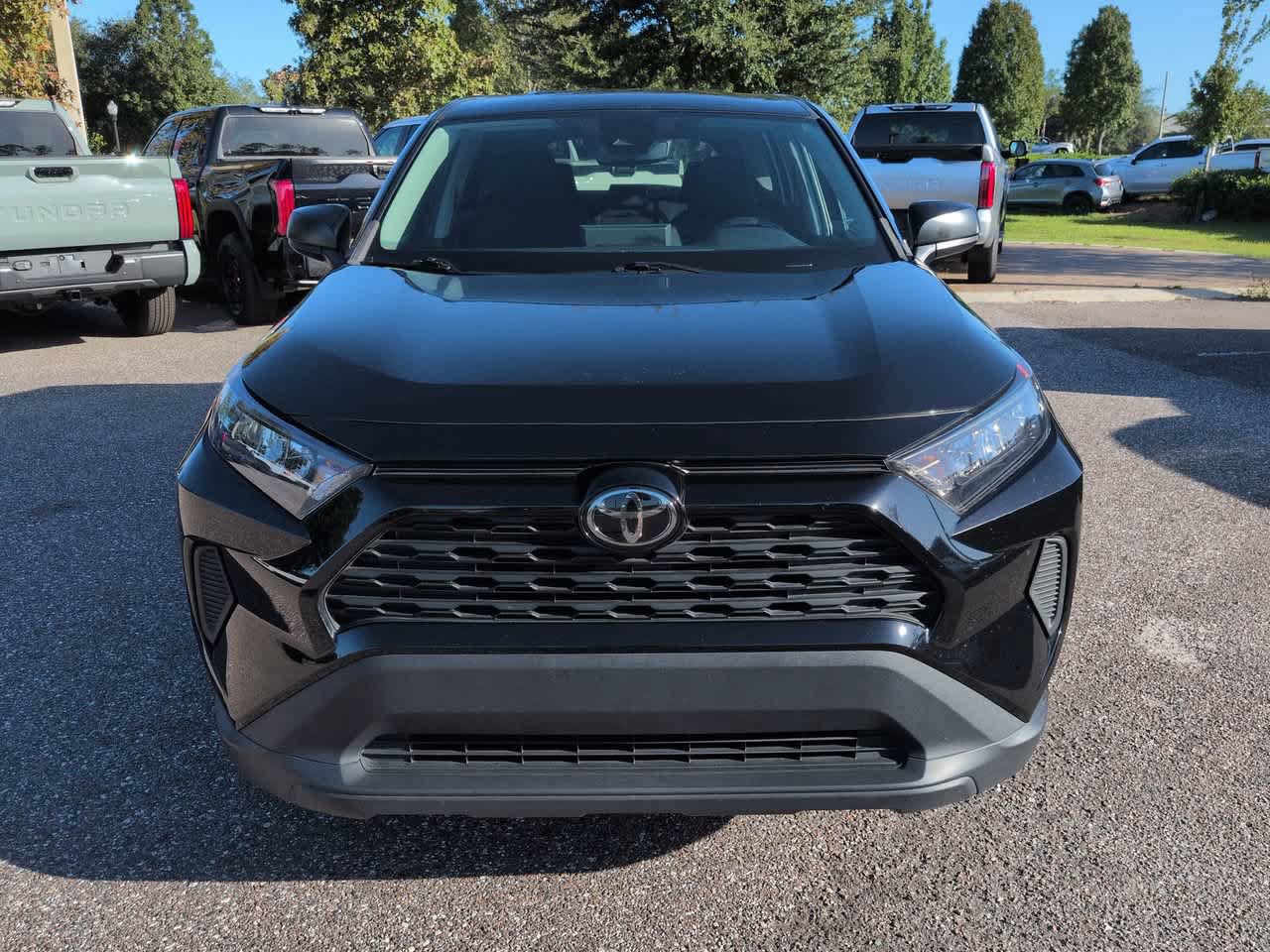 Used 2022 Toyota RAV4 LE FWD image 9