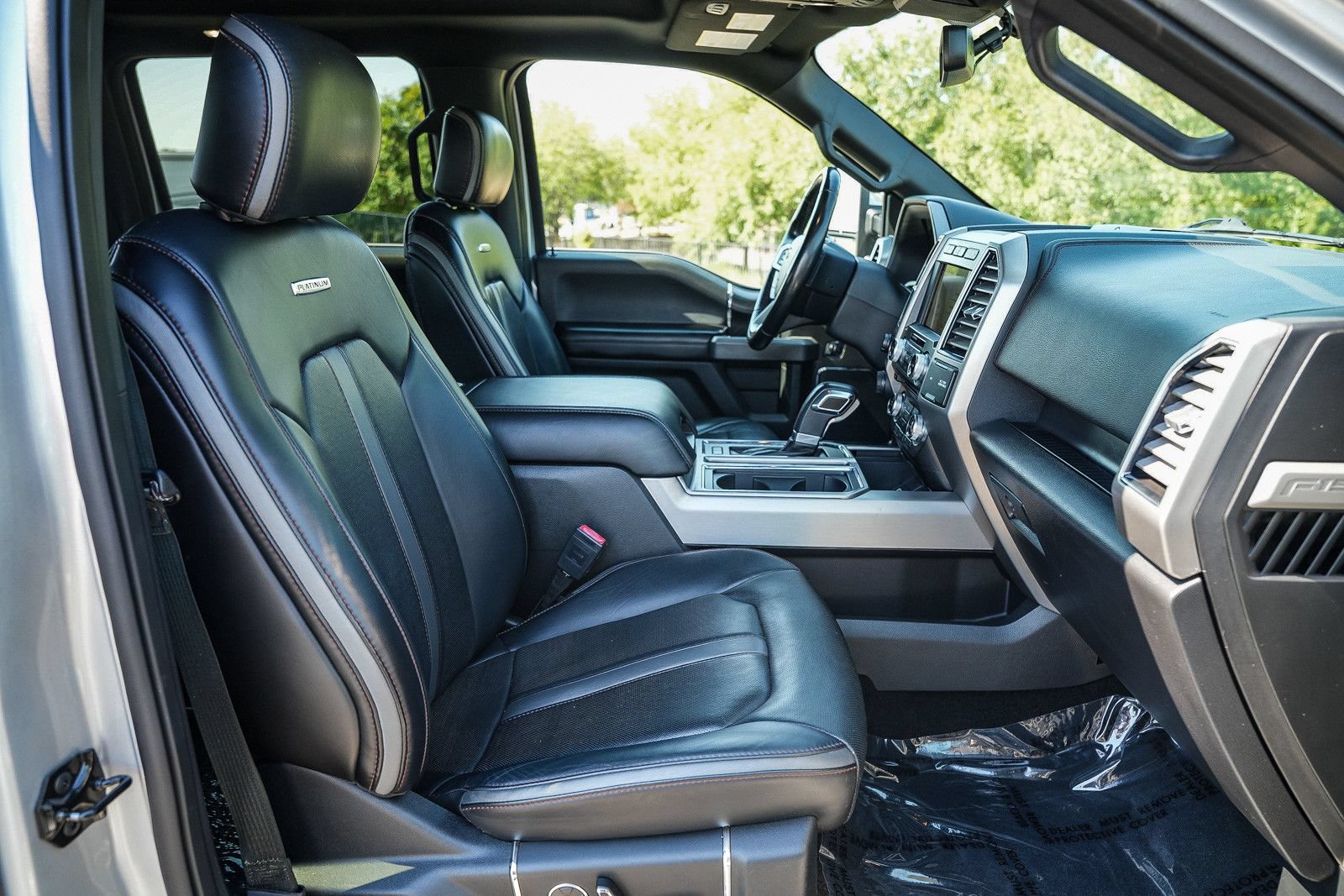 Used 2018 Ford F150 Platinum w/ Equipment Group 701A Luxury AWD/4WD image 18