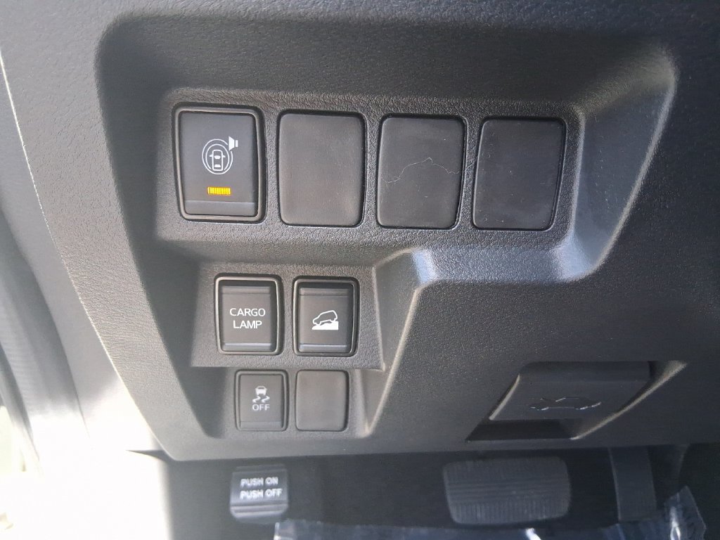 Used 2023 Nissan Frontier SV w/ Midnight Edition Package AWD/4WD image 30