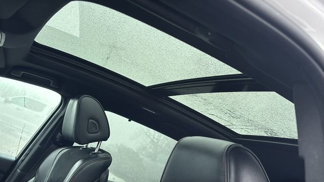 Used 2023 Acura MDX A-Spec image 11