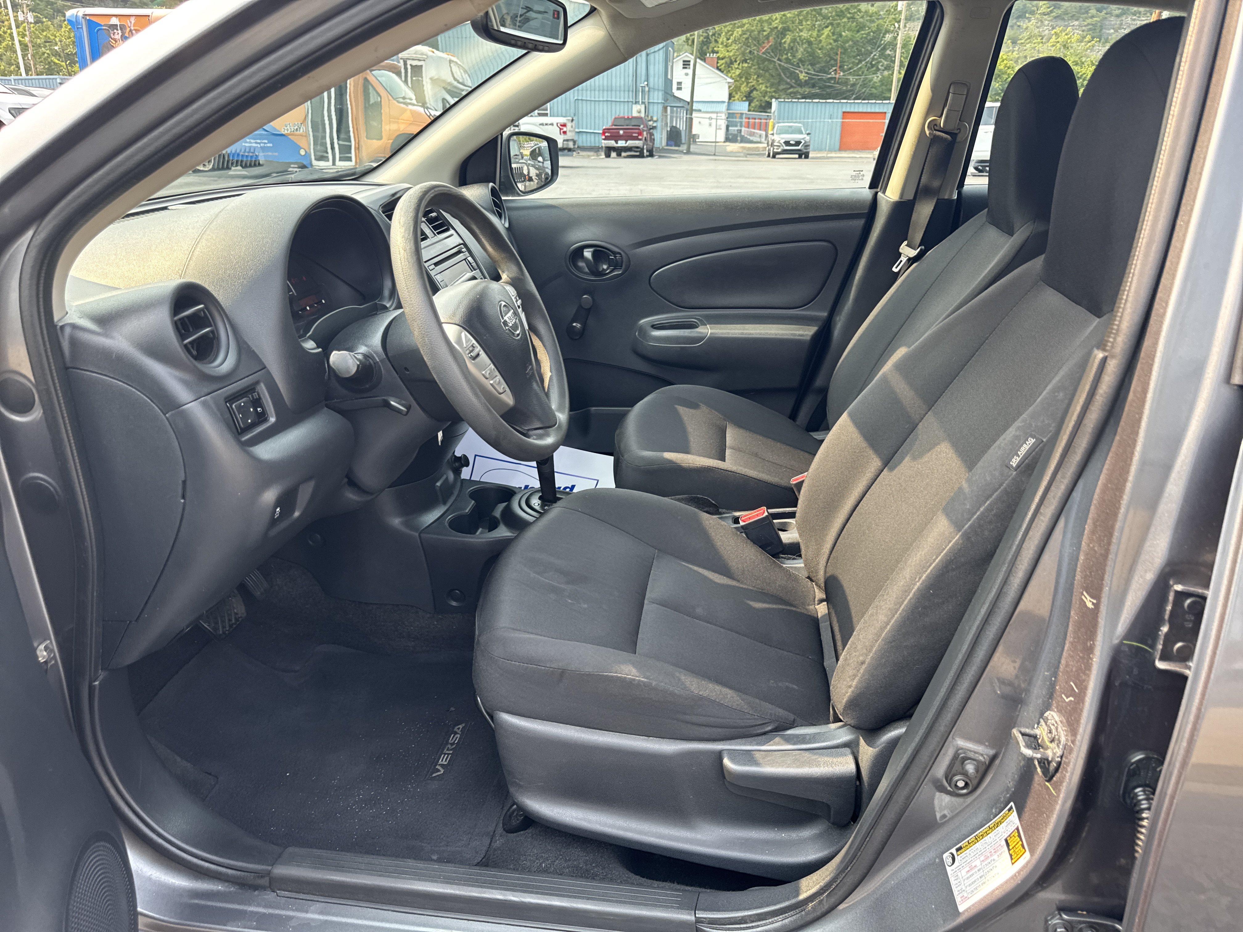 Used 2017 Nissan Versa S Plus FWD image 11