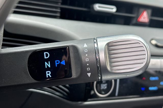 Used 2024 Hyundai Ioniq 5 SEL RWD image 32