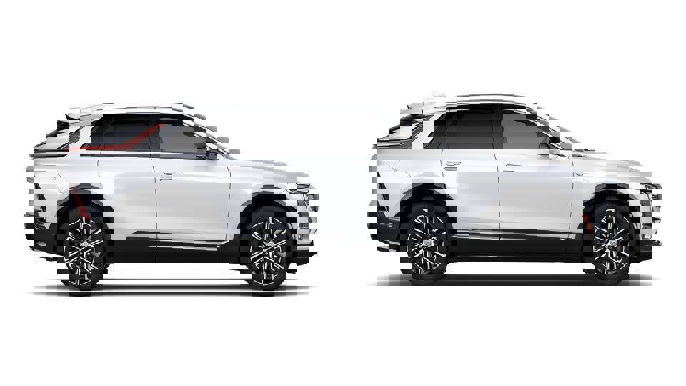 New 2026 Cadillac Lyriq Luxury w/ LPO, Floor Liner Package AWD/4WD image 17