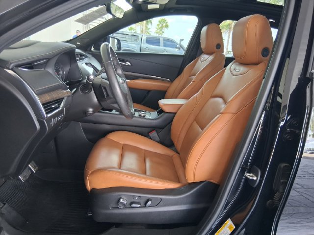 Used 2023 Cadillac XT4 Sport FWD image 18