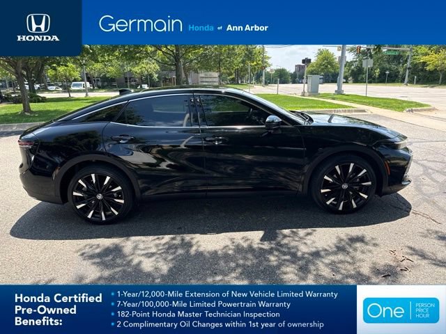 Used 2024 Toyota Crown Platinum AWD/4WD image 7