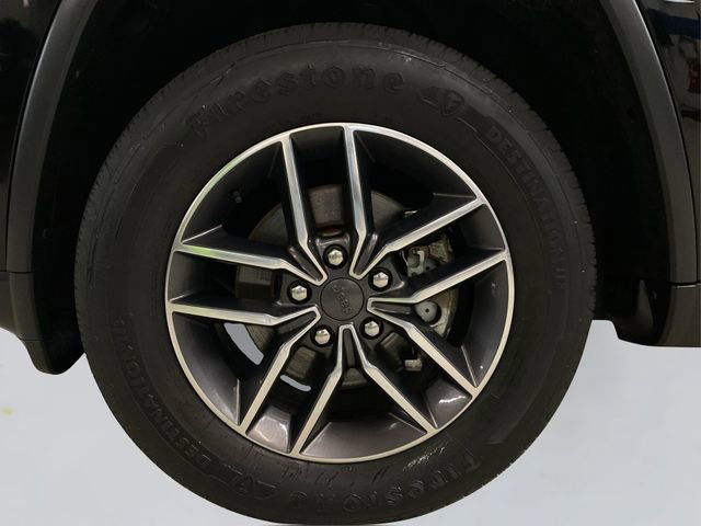 Used 2019 Jeep Grand Cherokee Limited AWD/4WD image 19