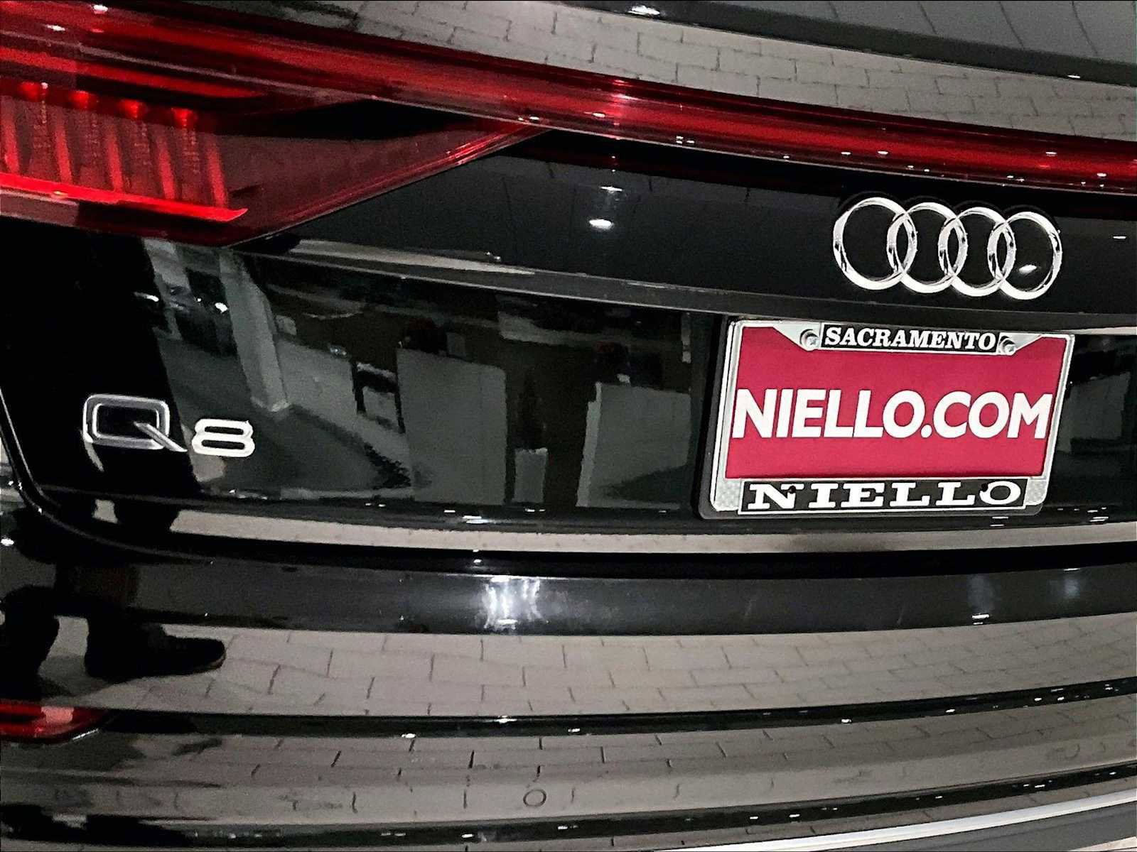 Used 2022 Audi Q8 Premium Plus w/ Premium Plus Package image 37