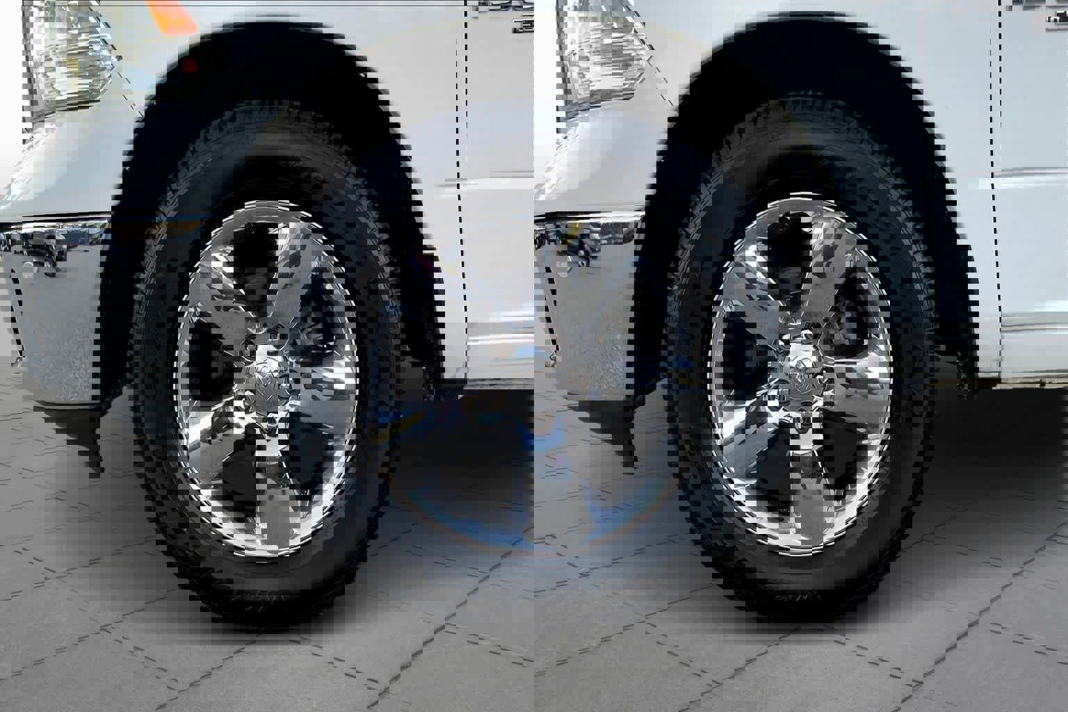 Used 2019 RAM 1500 Big Horn image 10