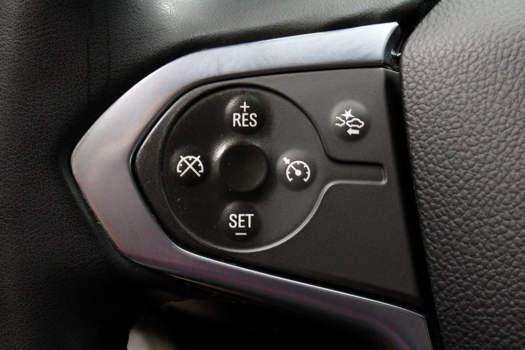 Used 2023 Chevrolet Traverse LT w/ Midnight/Sport Edition AWD/4WD image 28