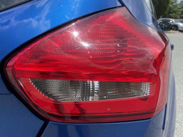 Used 2018 Ford Focus SEL FWD image 15