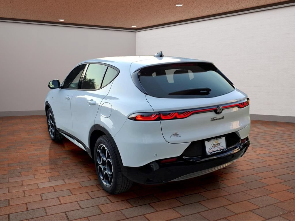 Used 2024 Alfa Romeo Tonale Ti AWD/4WD image 7