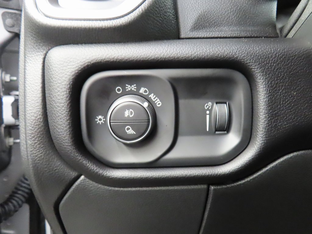 Used 2024 RAM 2500 Big Horn w/ Night Edition image 42