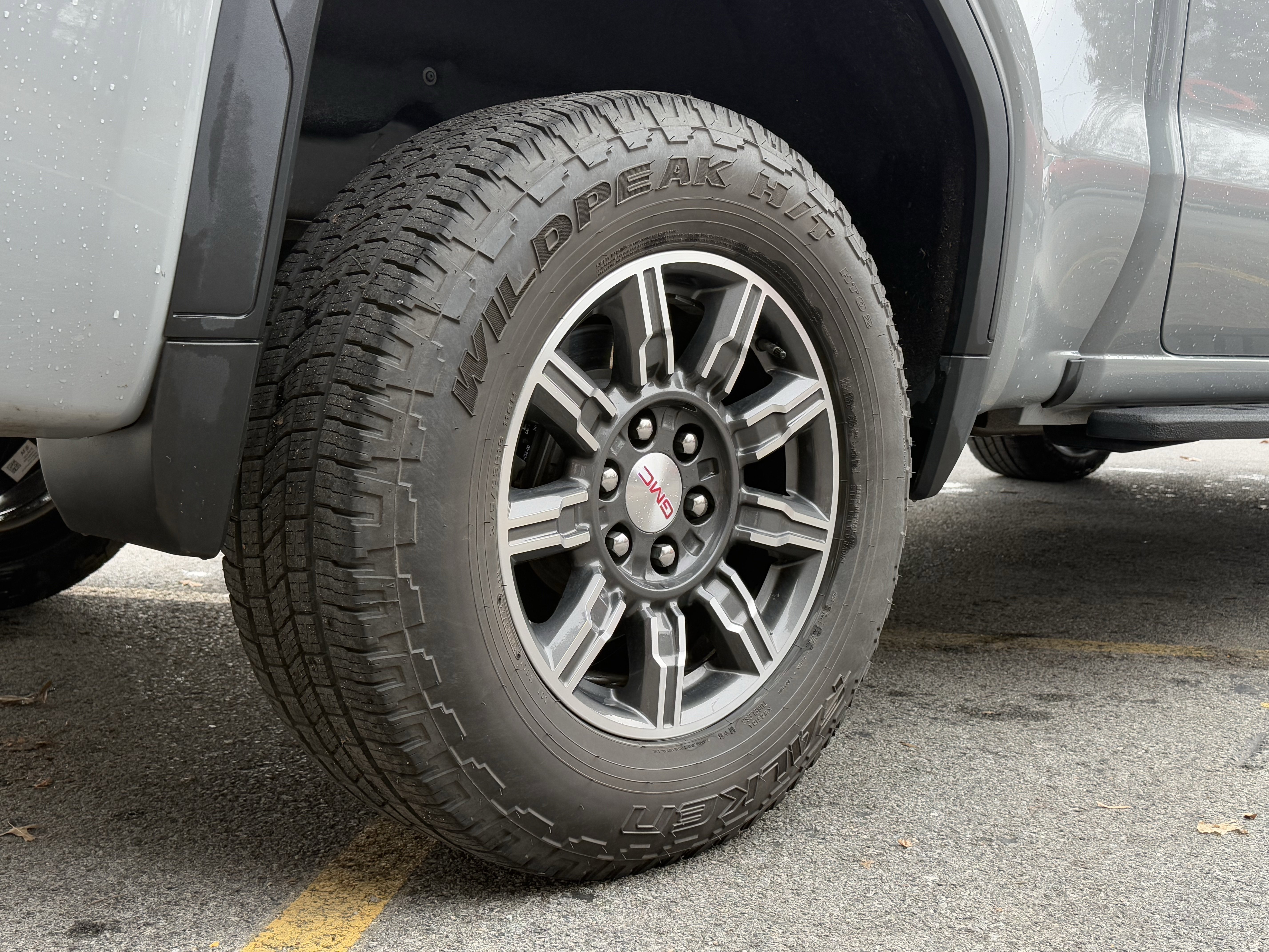 Used 2024 GMC Sierra 1500 AT4 w/ AT4 Premium Package image 12