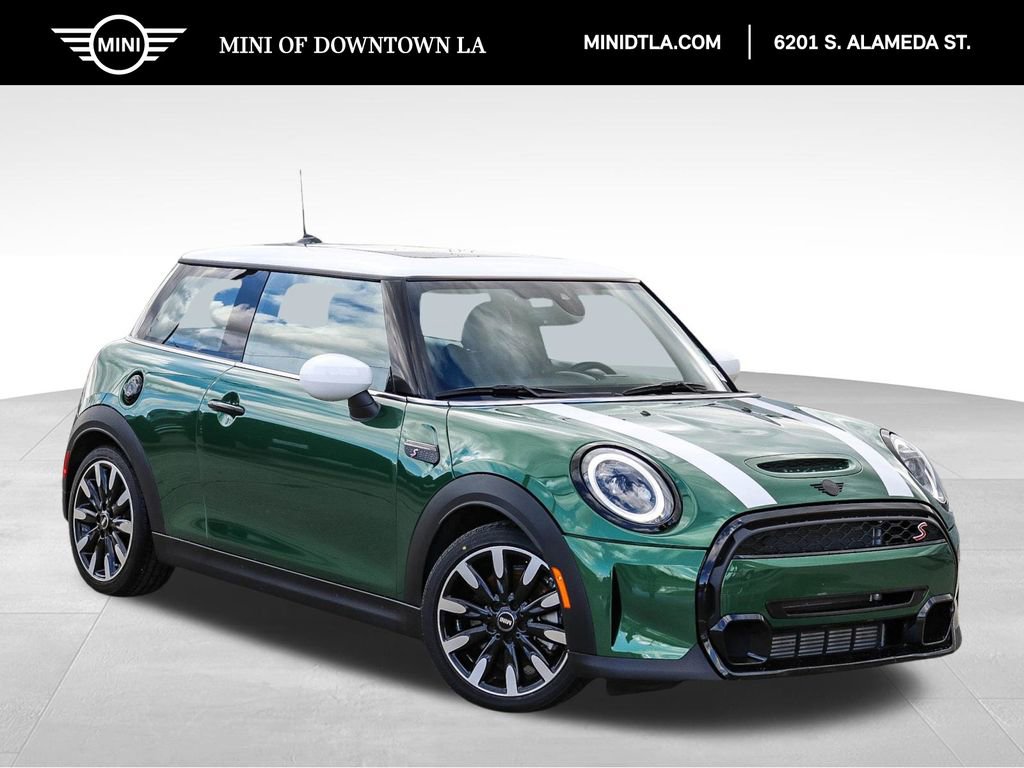 Used 2023 MINI Cooper S image 1