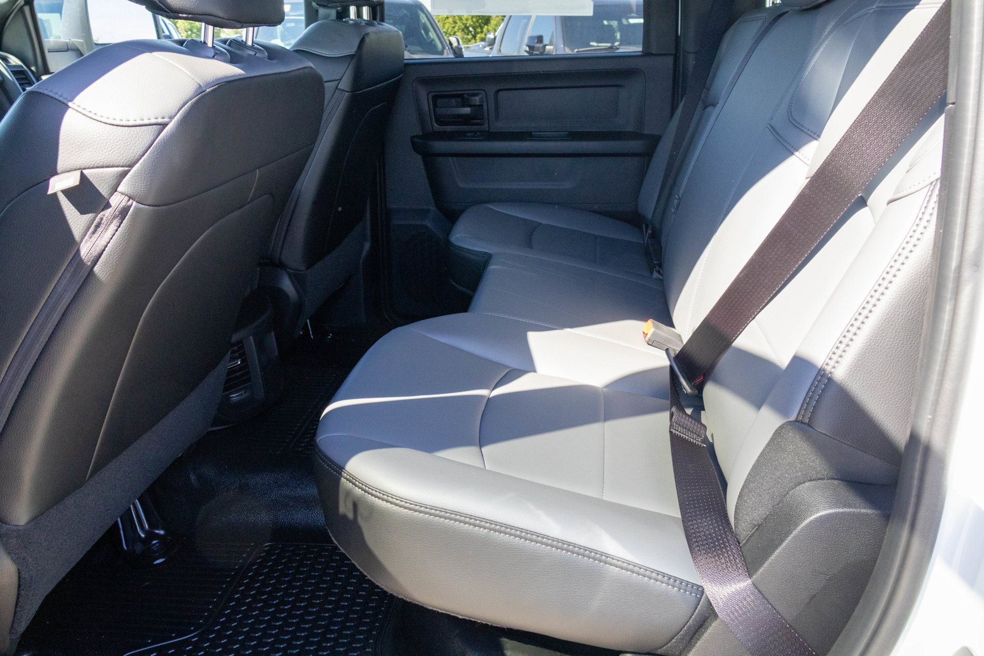 New 2027 RAM 3500 Tradesman AWD/4WD image 15