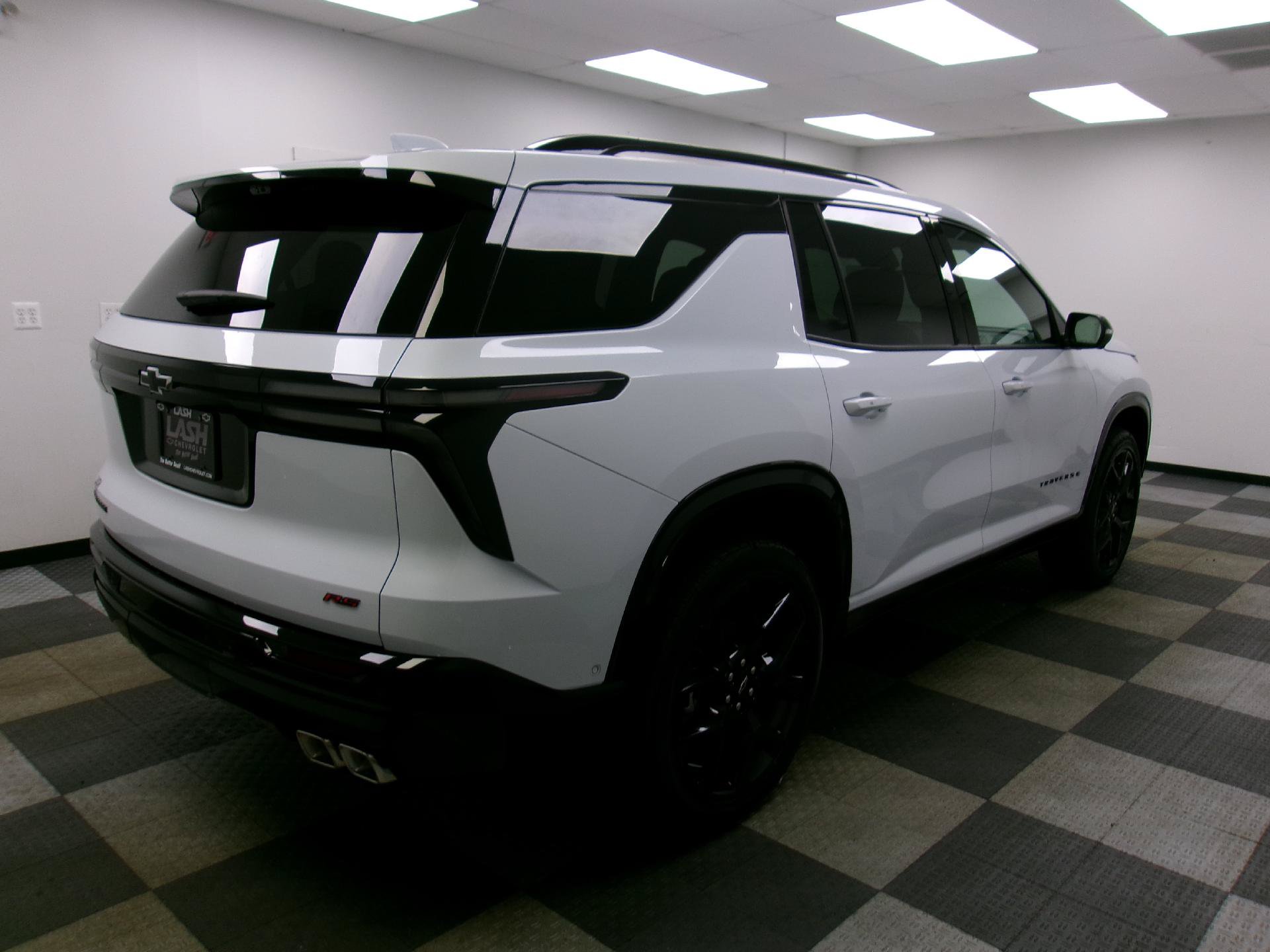 New 2026 Chevrolet Traverse RS FWD image 17
