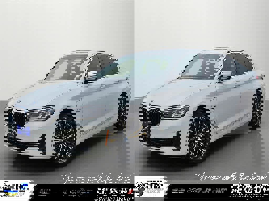 Used 2022 BMW 530e w/ Premium Package