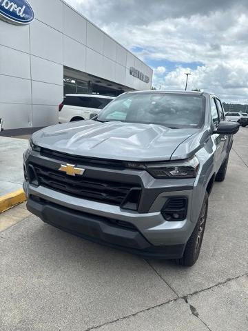 Used 2024 Chevrolet Colorado LT w/ LT Convenience Package III RWD image 5