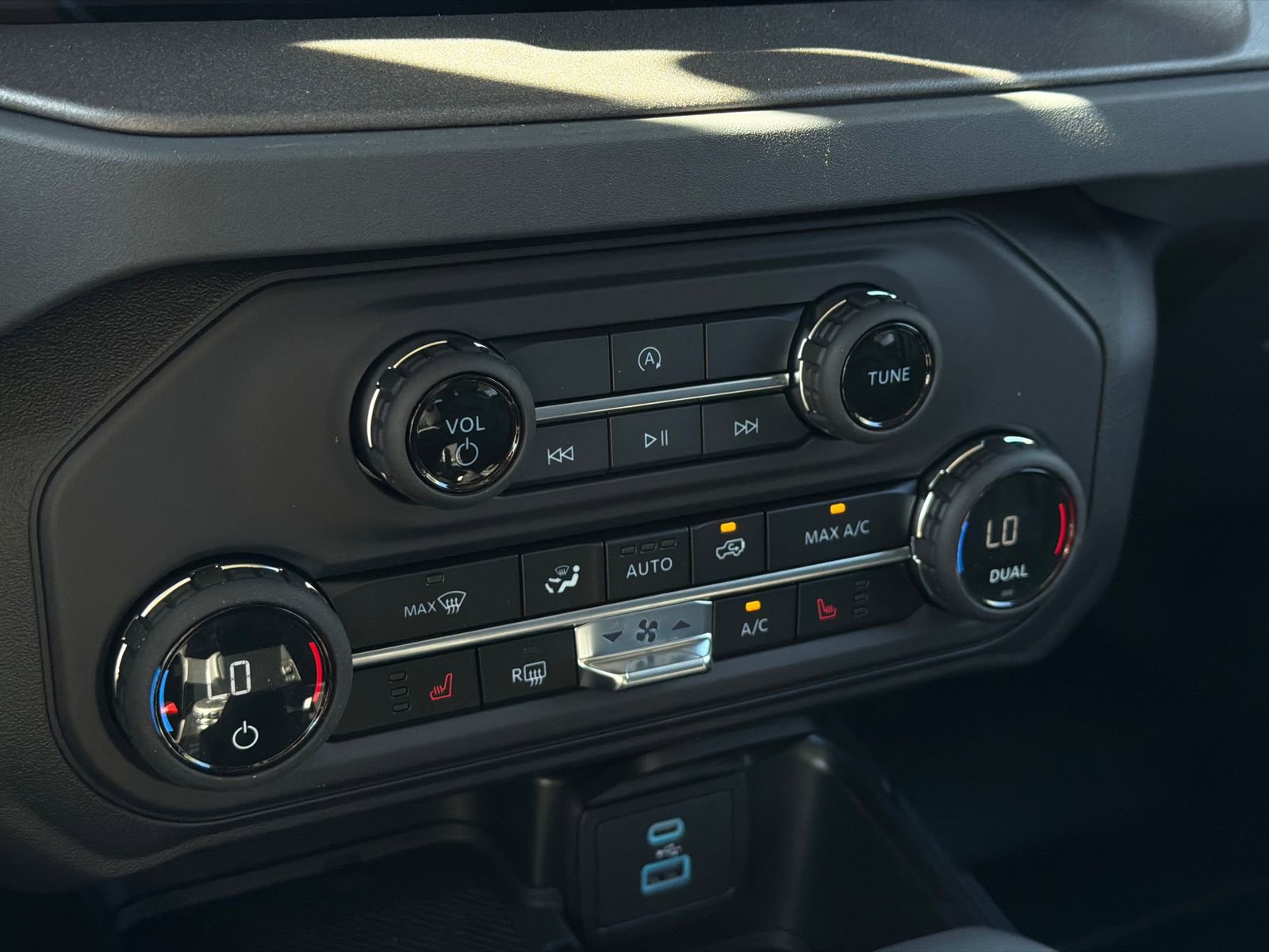 New 2025 Ford Bronco Big Bend image 26