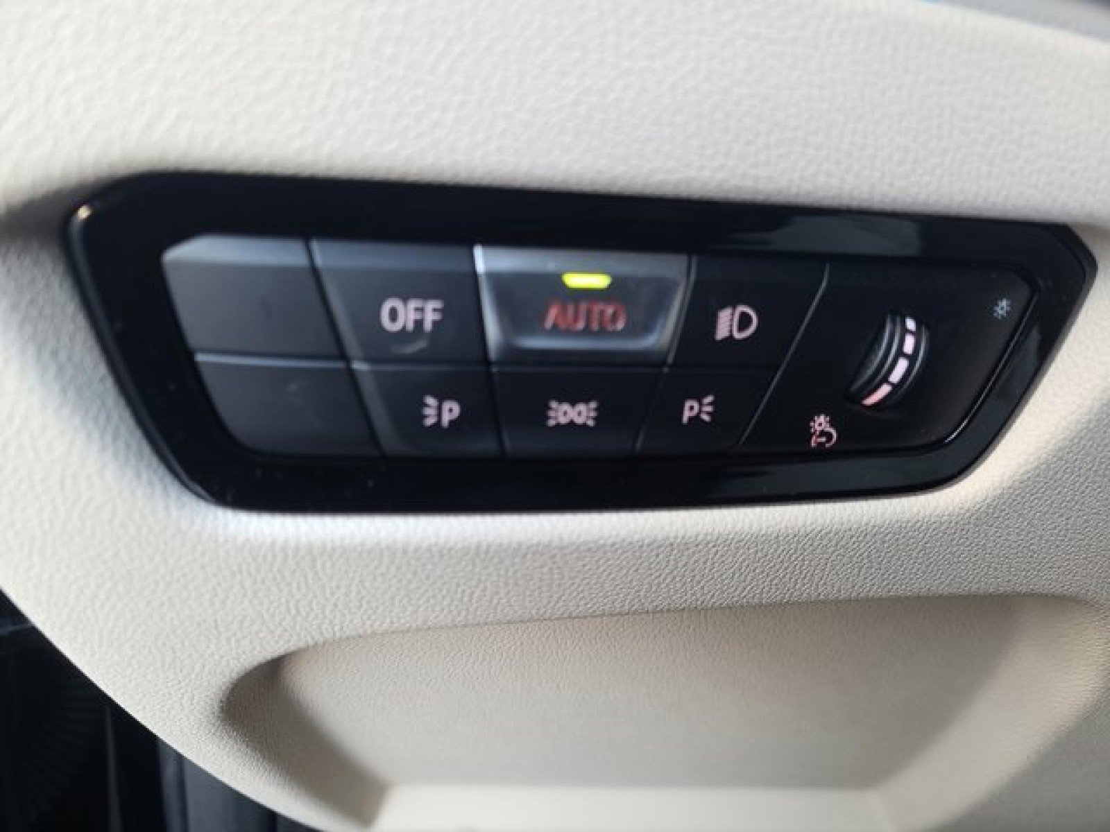 Used 2023 BMW i4 eDrive35 w/ Premium Package image 27