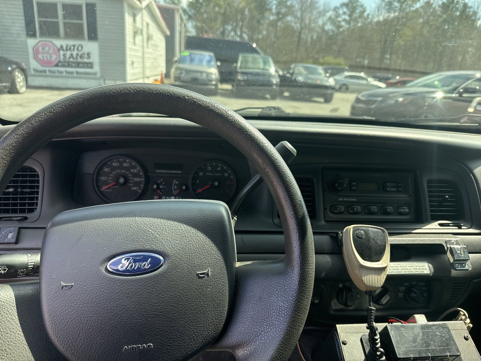 Used 2011 Ford Crown Victoria Police Interceptor RWD image 12