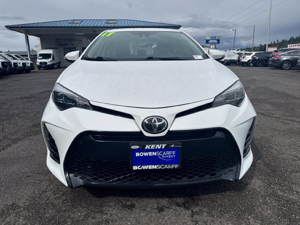 Used 2017 Toyota Corolla SE FWD image 9
