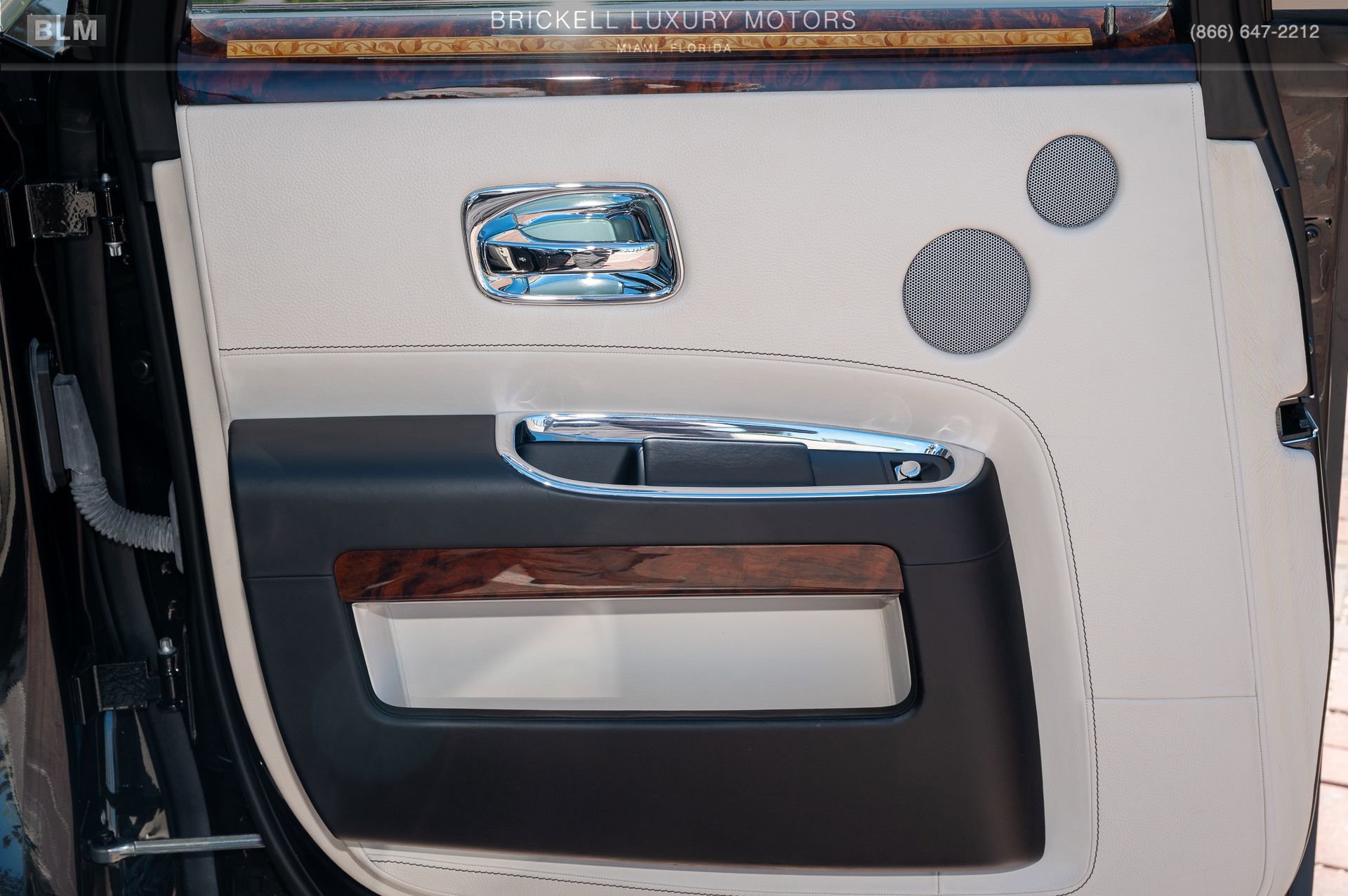 Used 2014 Rolls-Royce Ghost image 19