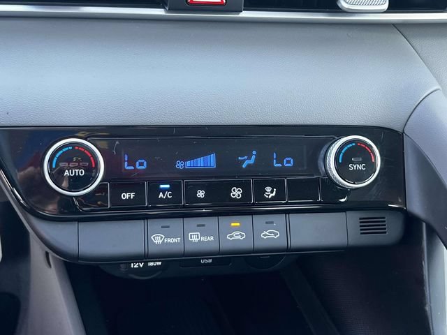 Certified 2026 Hyundai Elantra Sport w/ Cargo Package FWD image 27