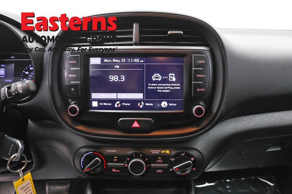 Used 2022 Kia Soul LX w/ Technology Package FWD image 14