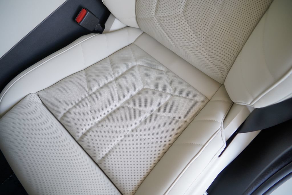 New 2027 BMW 530i w/ M Sport Package RWD image 11