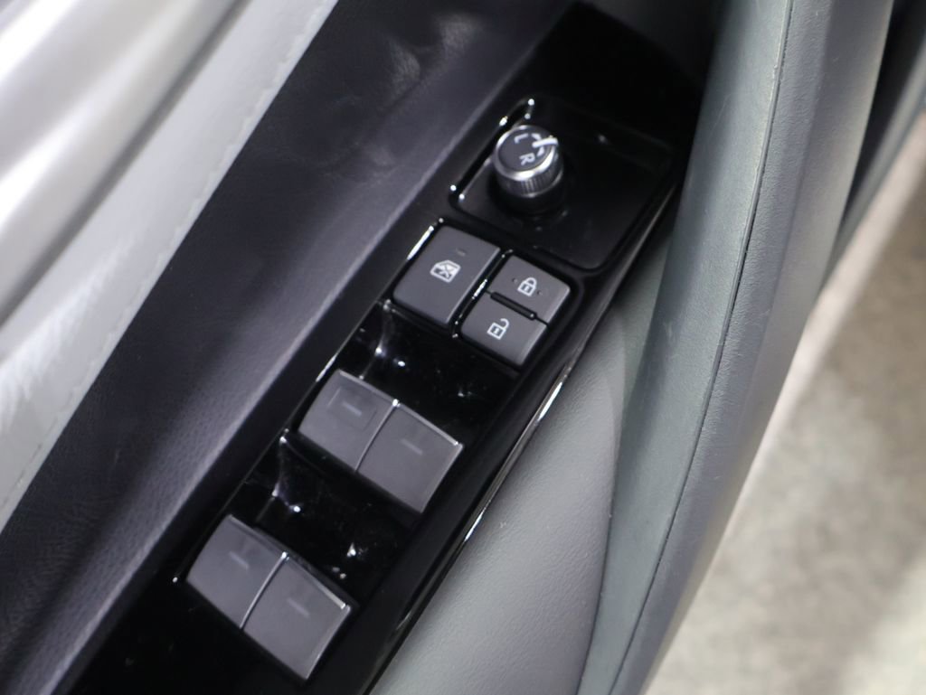 Used 2019 Toyota Corolla SE FWD image 13