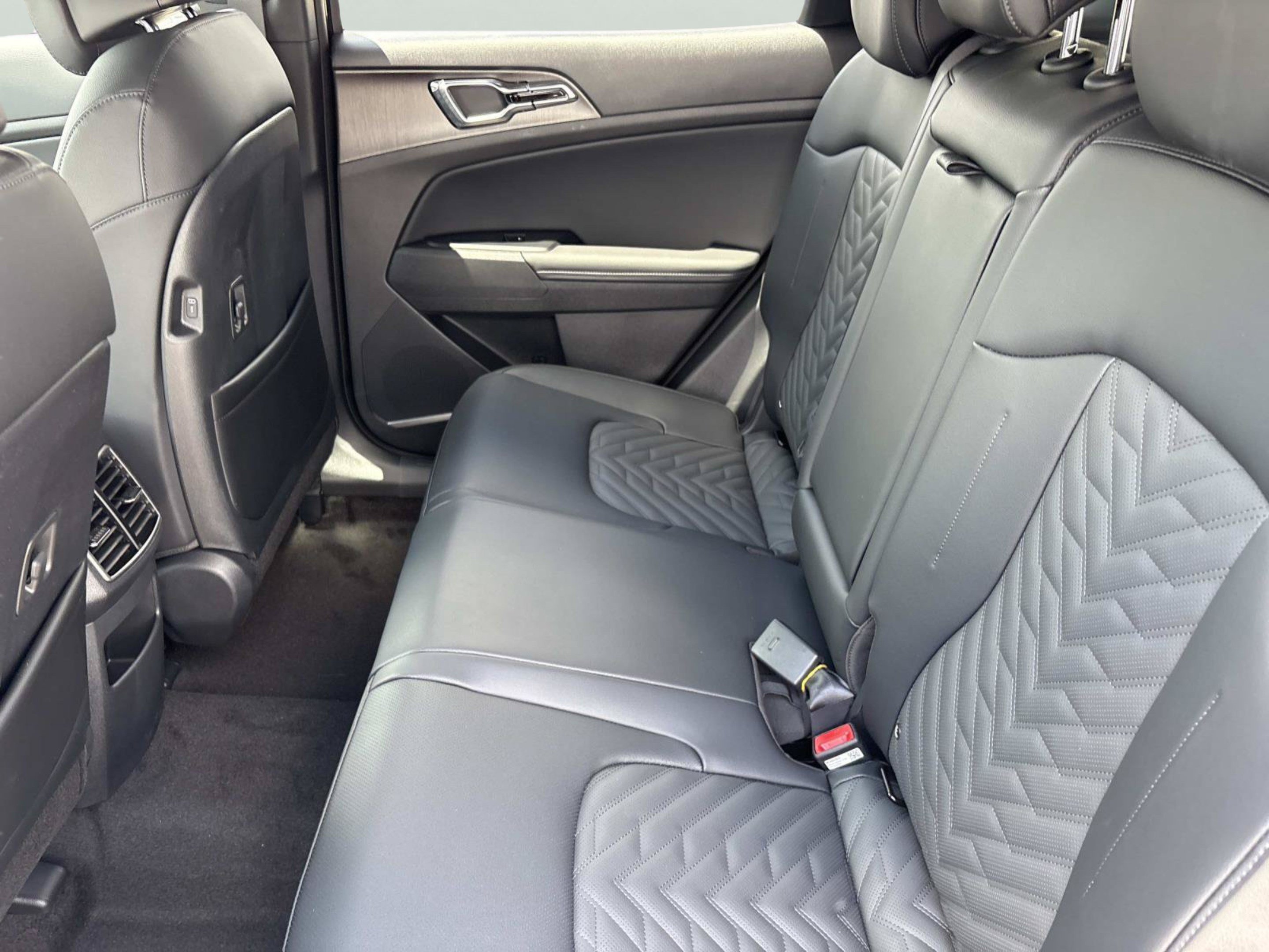 New 2027 Kia Sportage X-Line AWD/4WD image 15