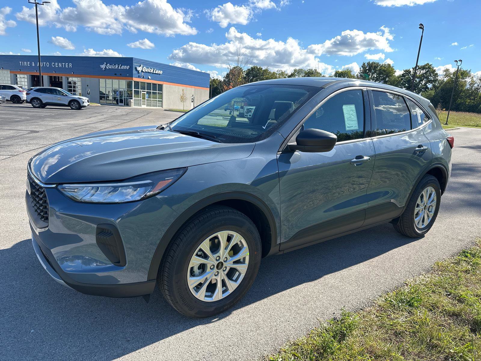 New 2026 Ford Escape Active image 2