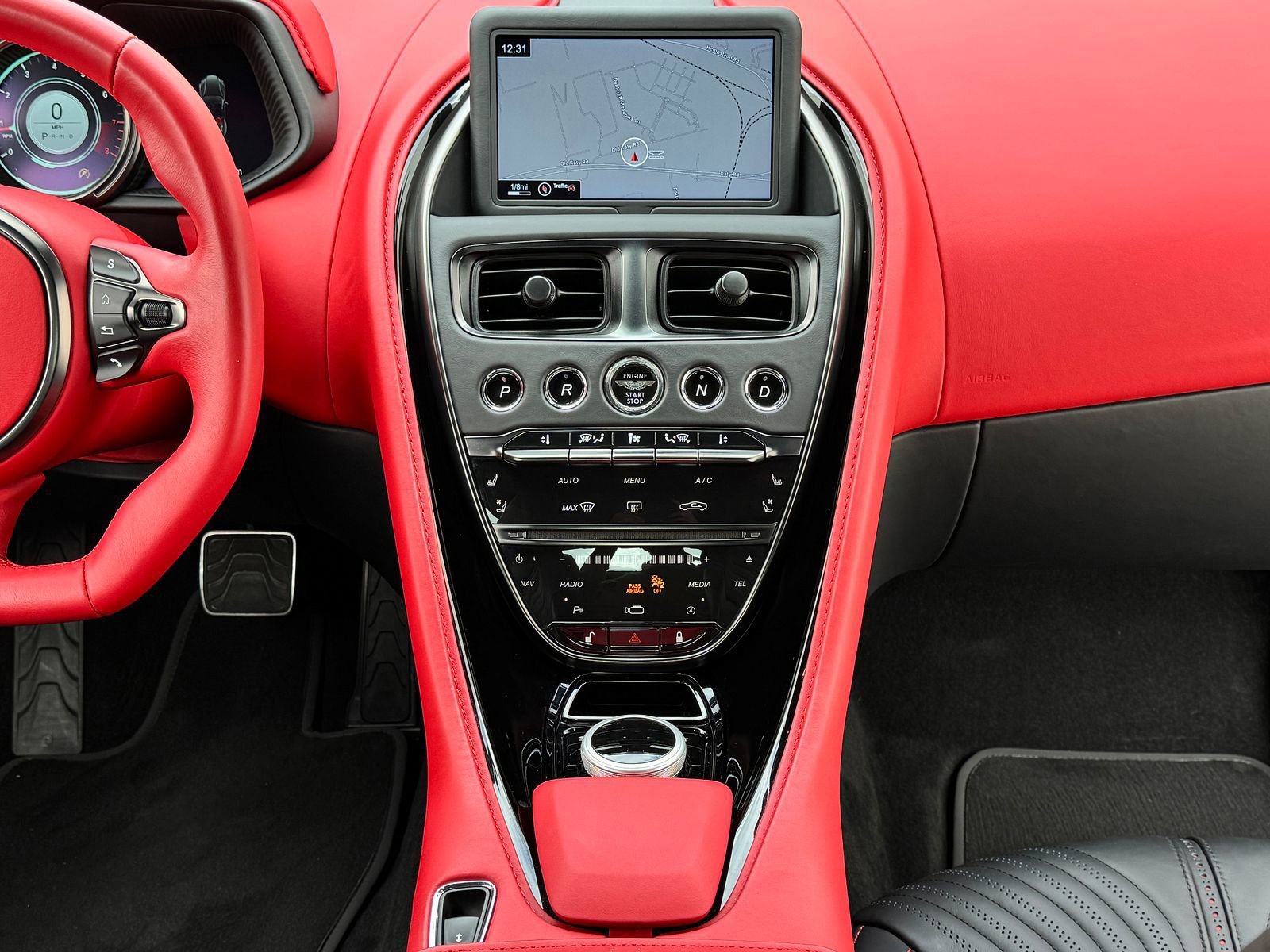 Used 2022 Aston Martin DB11 Coupe image 14