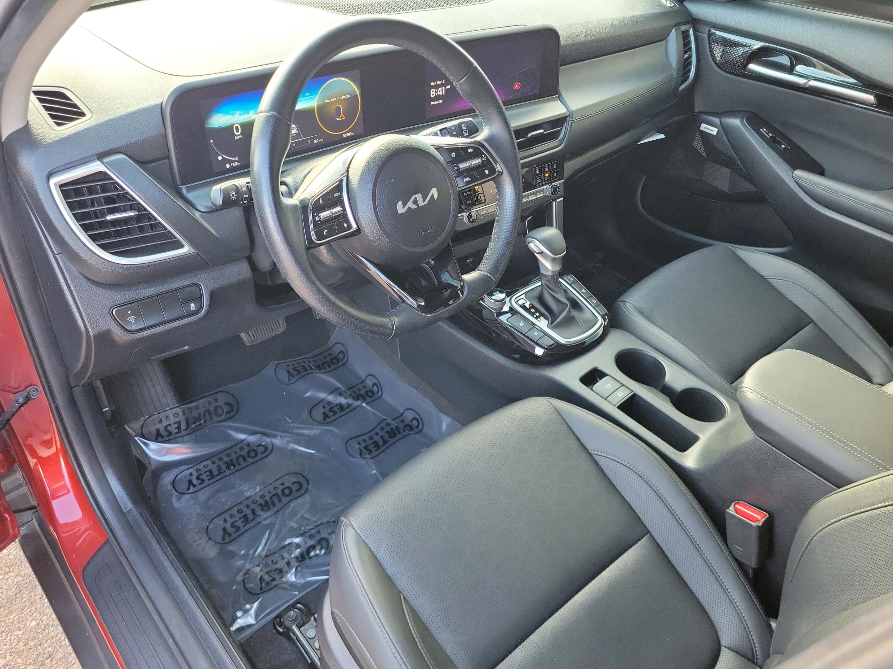 Used 2024 Kia Seltos SX image 18