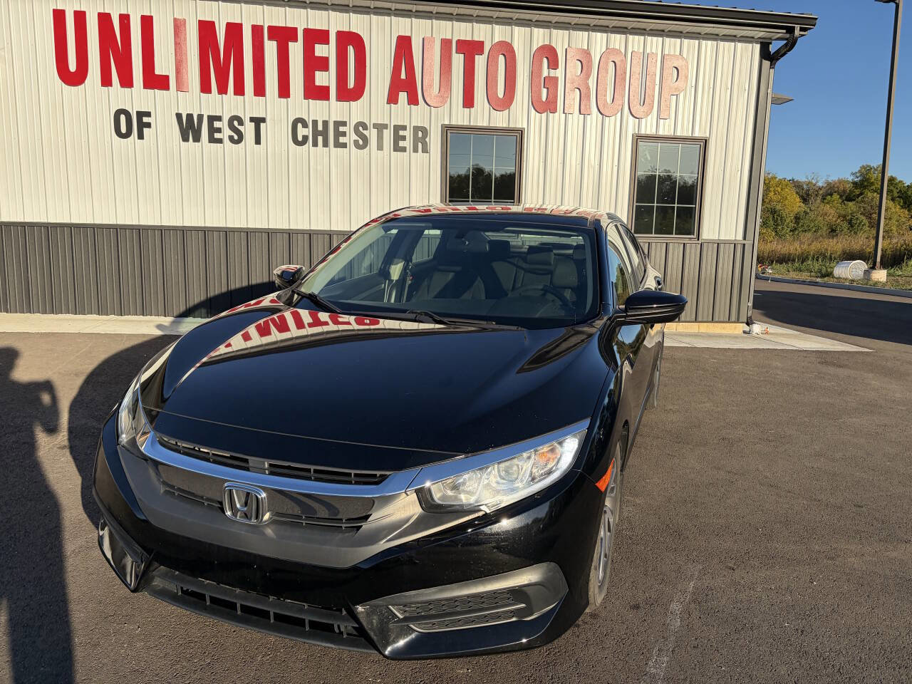 Used 2018 Honda Civic EX image 2