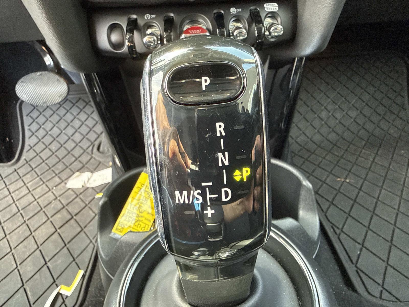 Certified 2024 MINI Cooper S FWD image 21