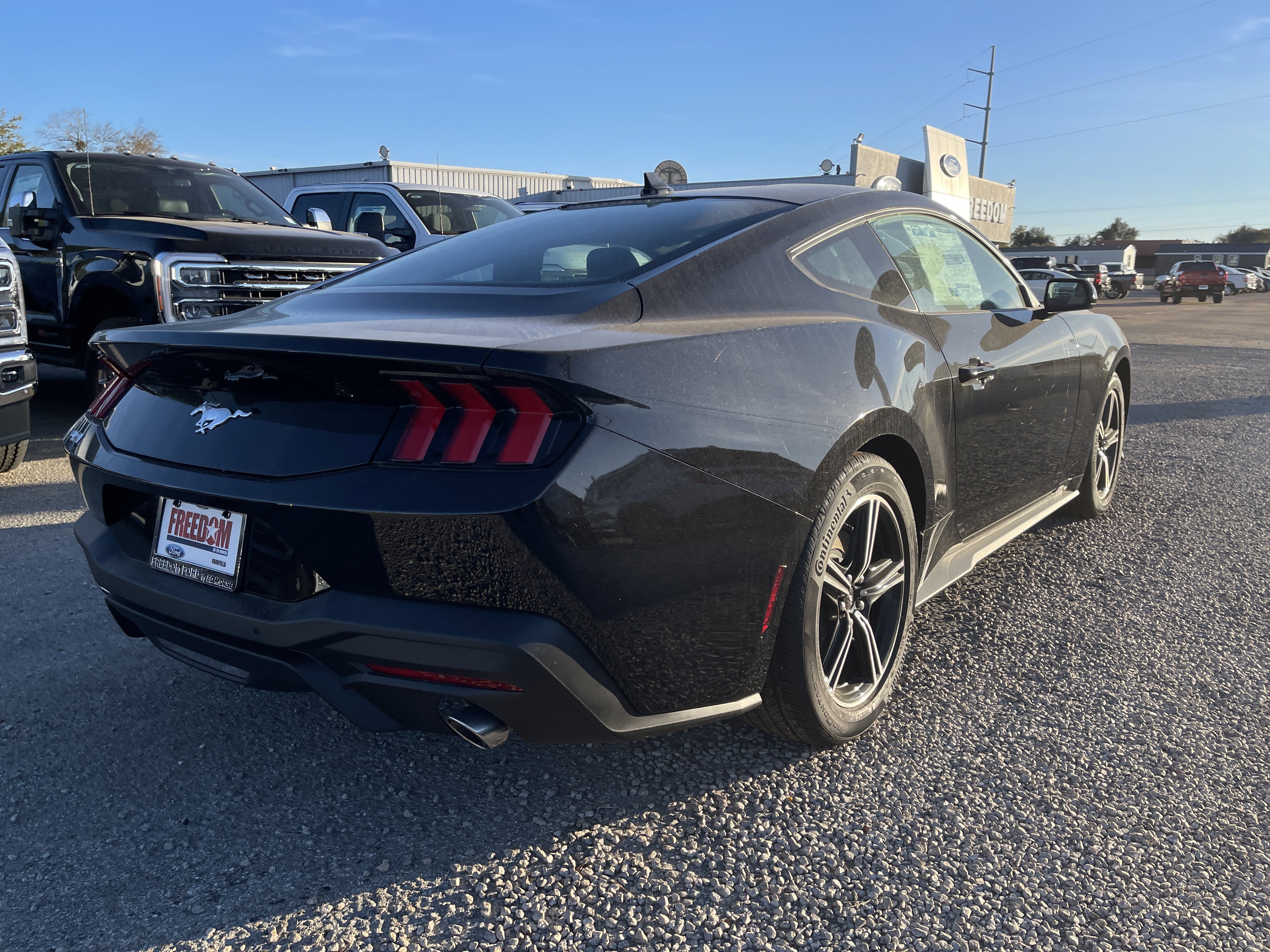 New 2025 Ford Mustang Coupe image 4