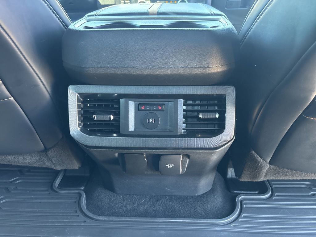 Used 2024 Ford F350 Platinum AWD/4WD image 22