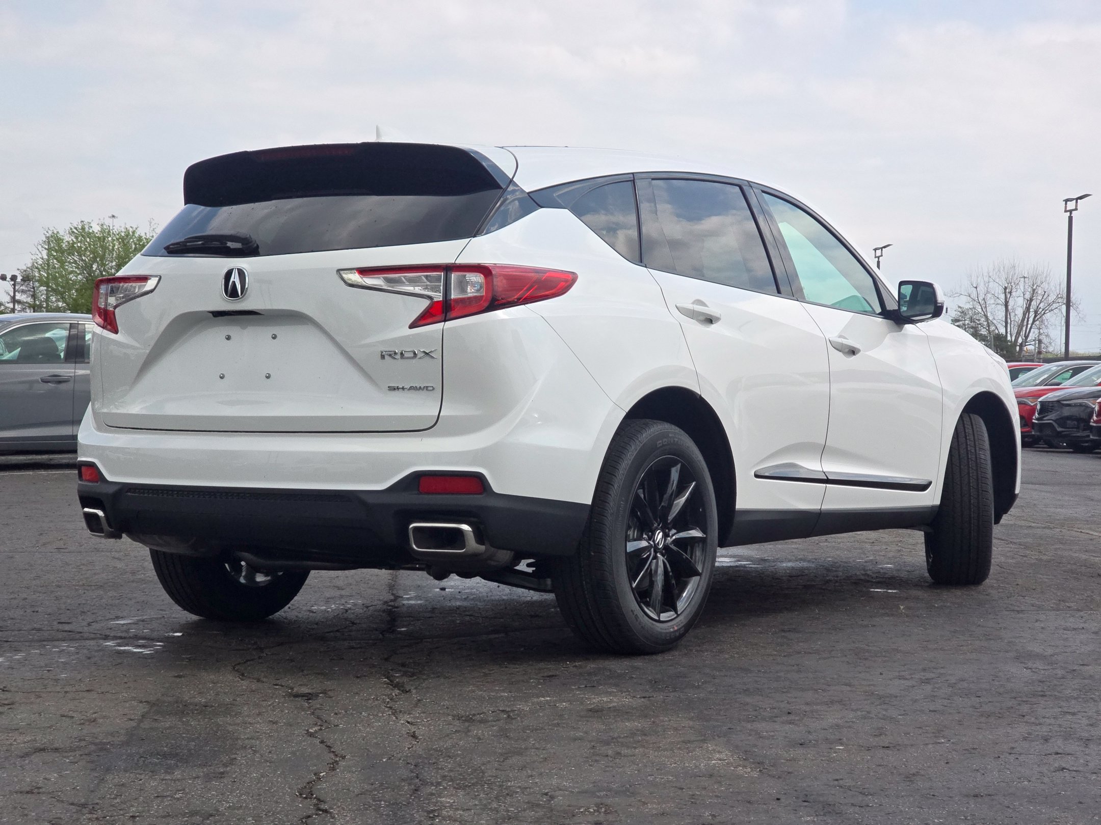 New 2026 Acura RDX SH-AWD image 4