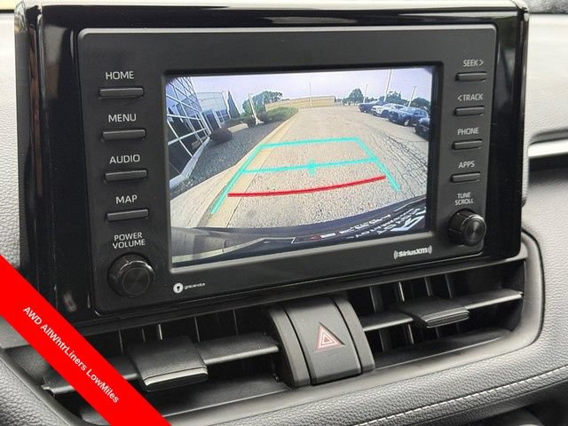 Used 2022 Toyota RAV4 LE AWD/4WD image 17