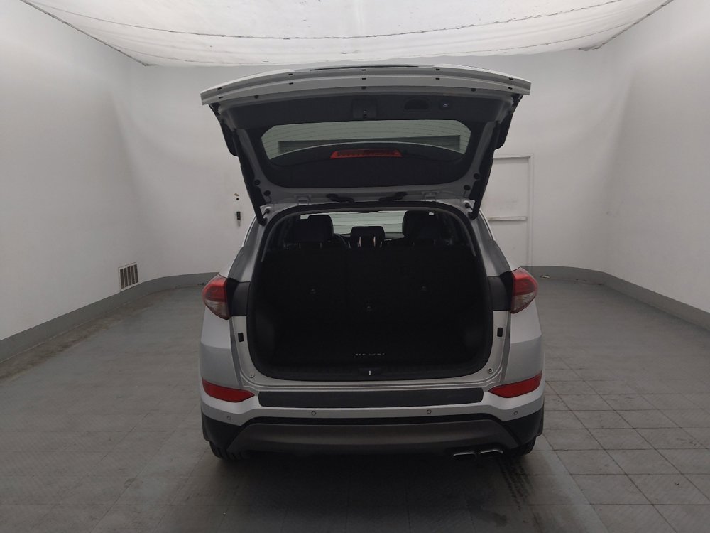 Used 2016 Hyundai Tucson Limited w/ Option Group 03 FWD image 29