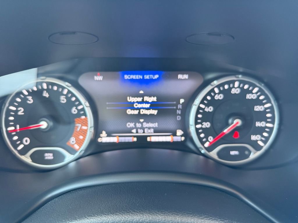Used 2022 Jeep Renegade Latitude w/ Convenience Group AWD/4WD image 15