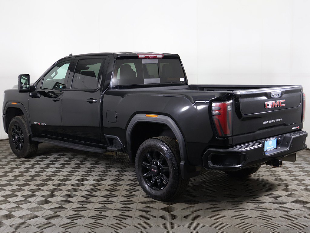 Used 2024 GMC Sierra 2500 AT4 w/ AT4 Premium Plus Package AWD/4WD image 13
