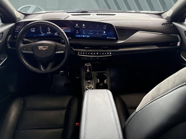 Used 2024 Cadillac XT4 Sport FWD image 12