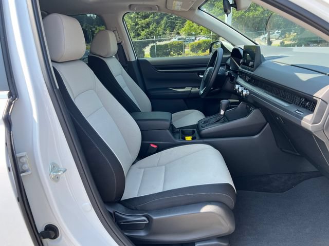 Used 2025 Honda CR-V EX image 9