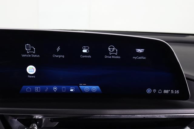 Used 2024 Cadillac Lyriq Tech AWD/4WD image 28