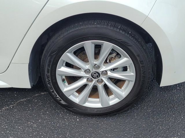 Used 2025 Toyota Corolla SE FWD image 31